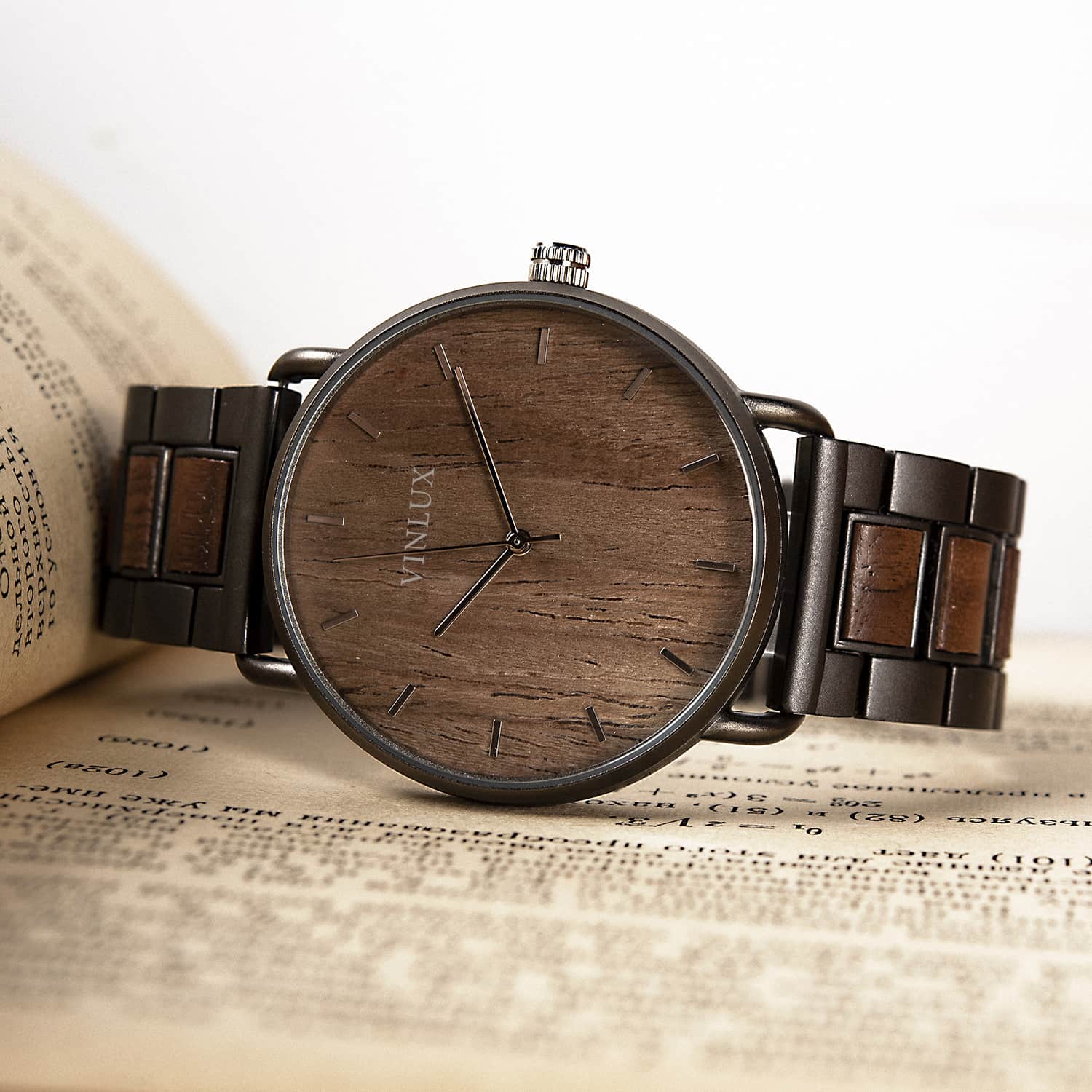 Classic Hawk - Walnut Wood